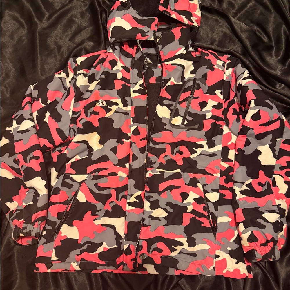 Pink Camouflage Hooded ski coat